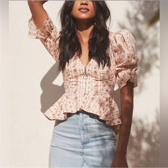 NWOT Revolve Petersyn Mimi Zip Peplum Top Beige Pink Sz Small Cottage Victorian - Picture 2 of 15